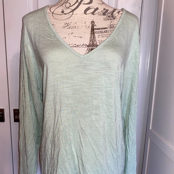 Long sleeve semi translucent v neck - Picture 1 of 3